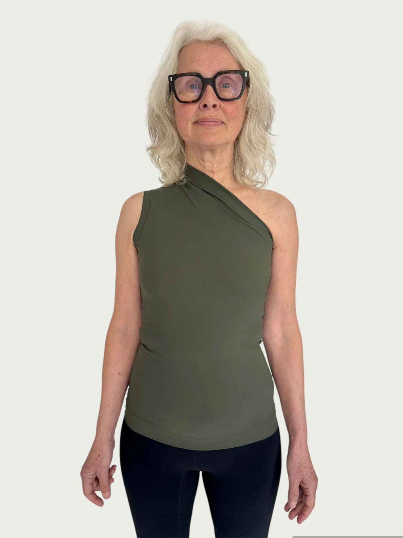 Asymmetrical Longline Tank in Royal Fern
