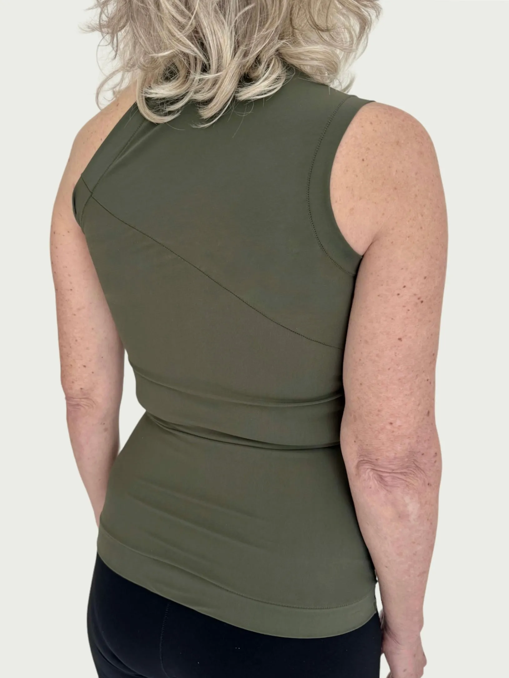 Asymmetrical Longline Tank in Royal Fern