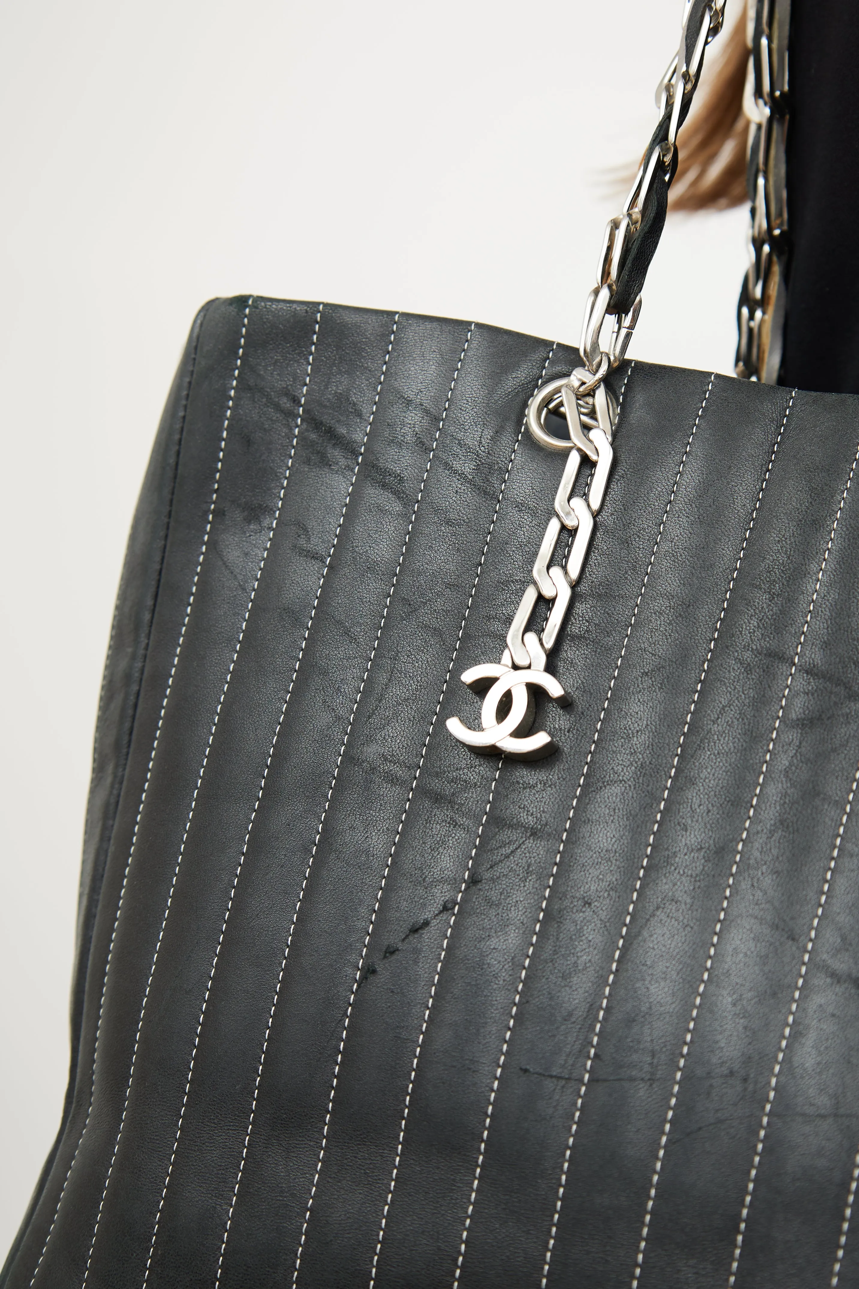 Black Mademoiselle Ligne Tote Bag
