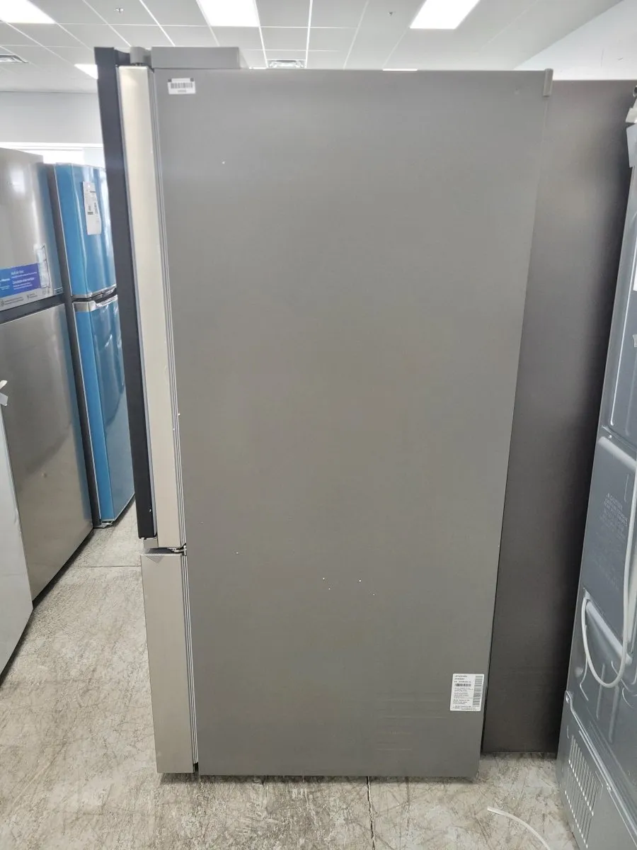 LRYKS3106S - REFRIGERATORS - LG - French 3-Door - Stainless Steel - Open Box