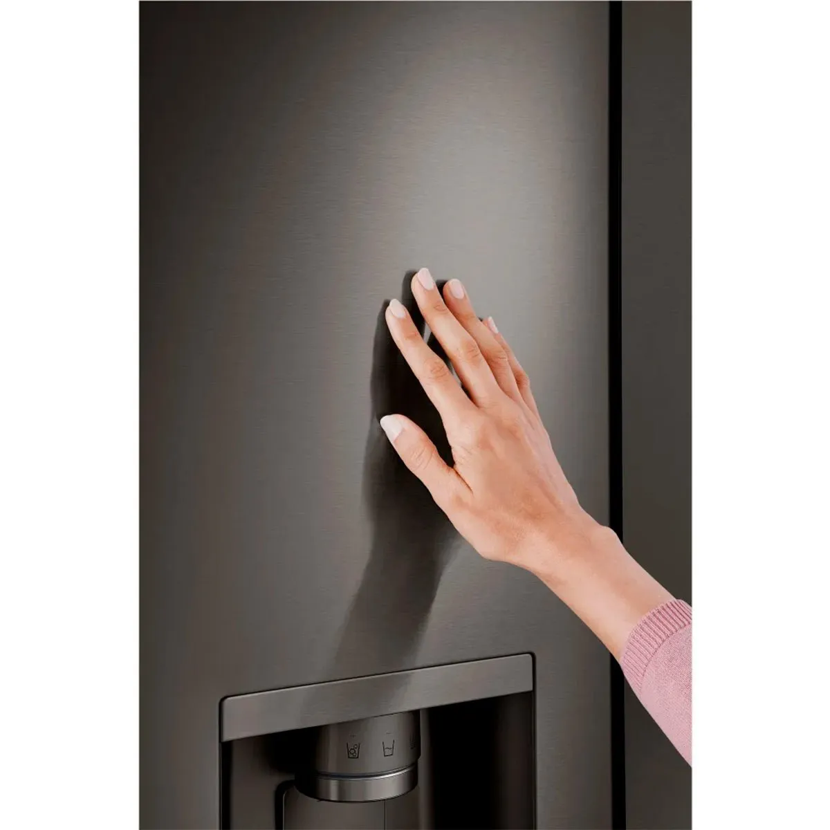 LRYXC2606D - REFRIGERATORS - LG - French 3-Door - Black Stainless - Open Box